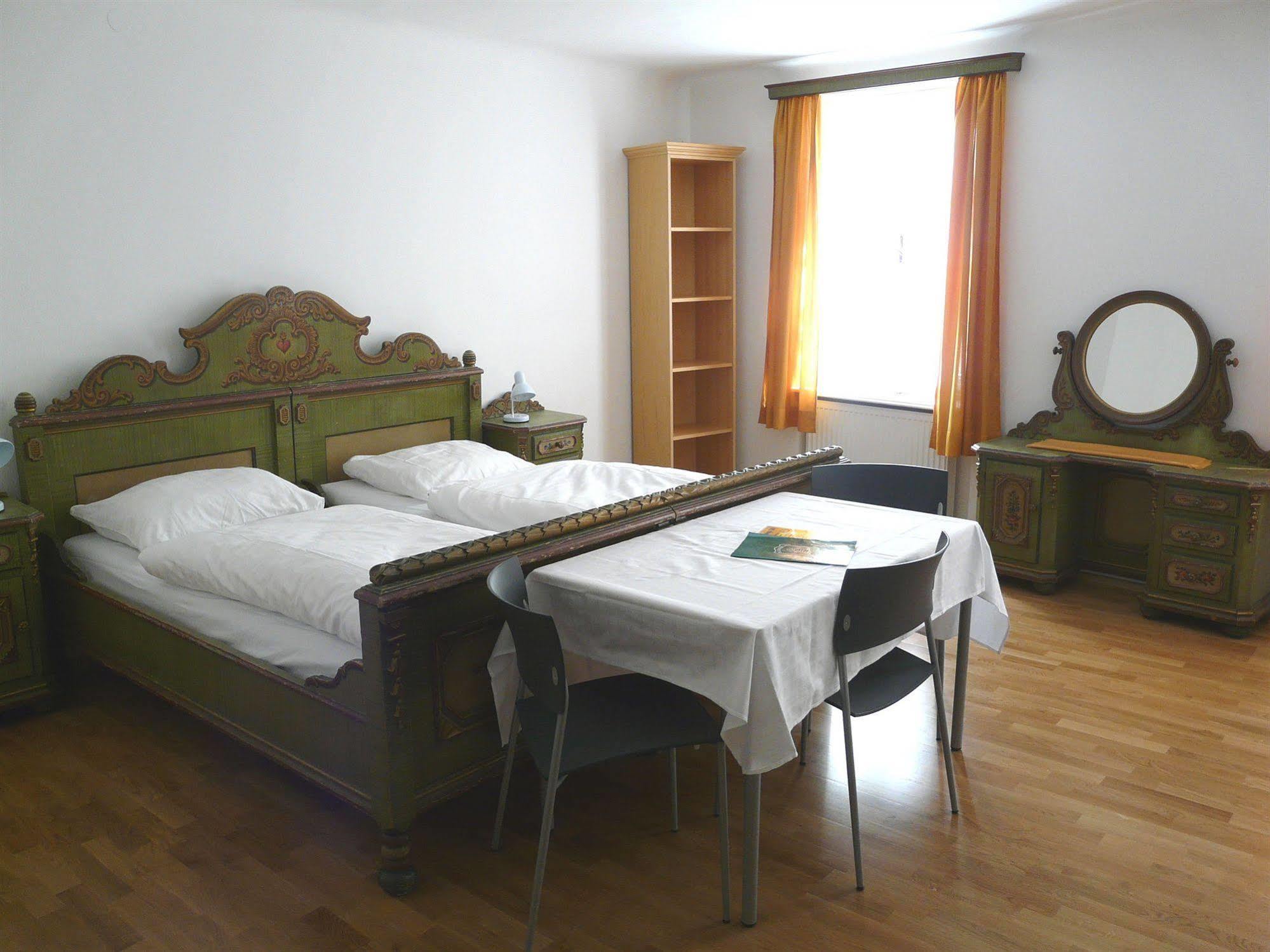 Hotel Schwarzes Roessl Salzburg Ngoại thất bức ảnh