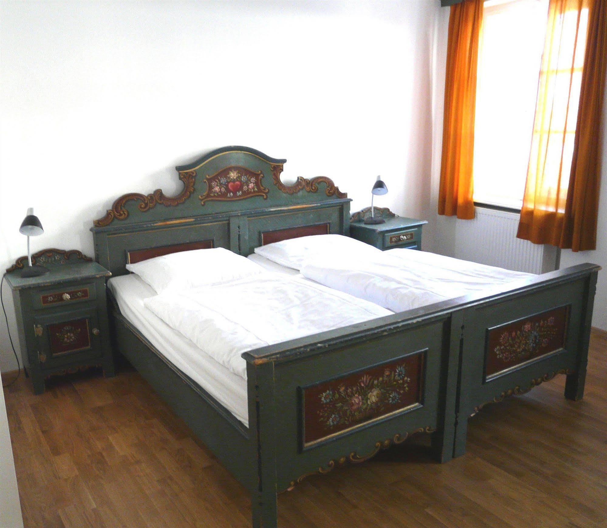 Hotel Schwarzes Roessl Salzburg Ngoại thất bức ảnh