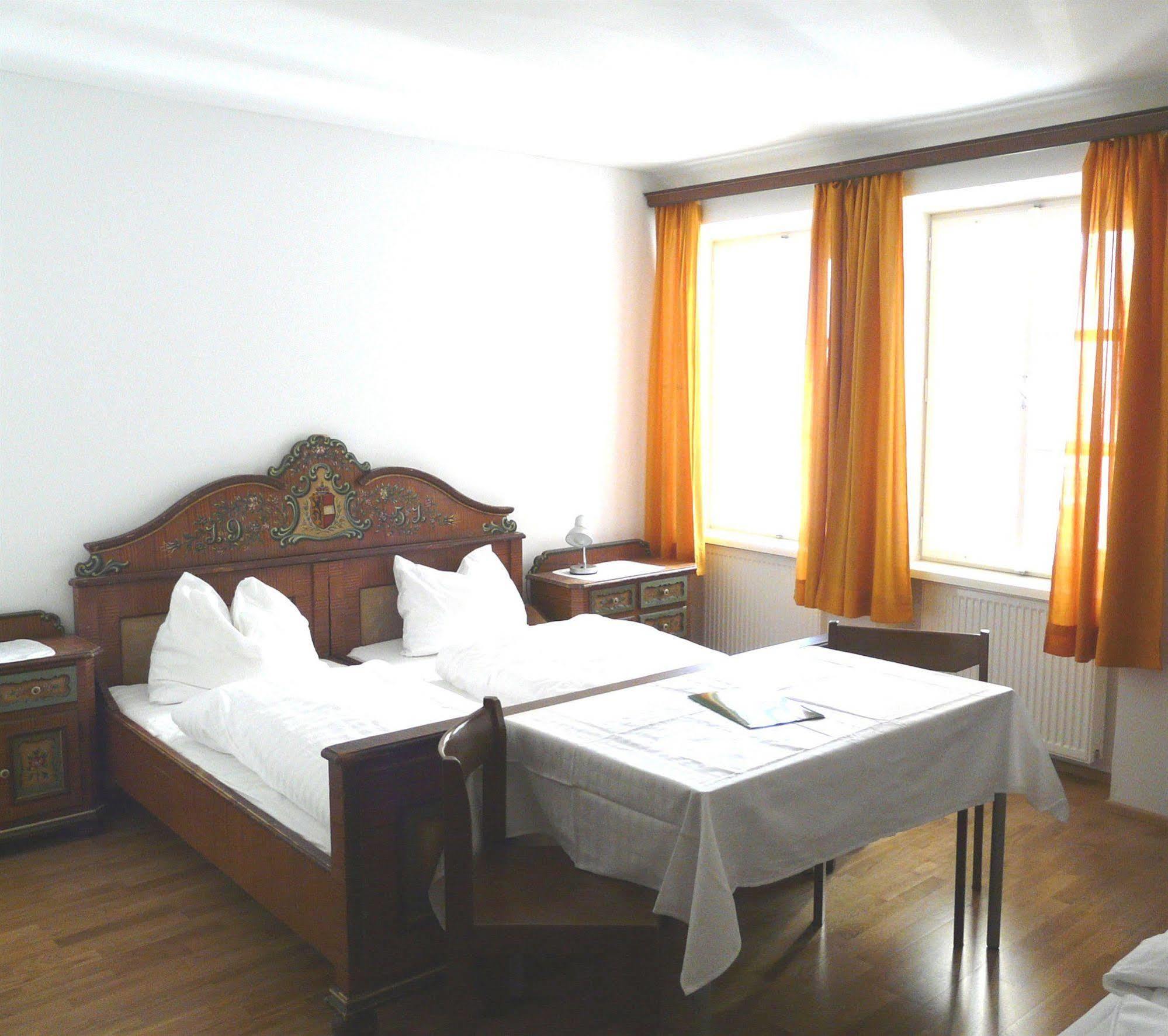 Hotel Schwarzes Roessl Salzburg Ngoại thất bức ảnh